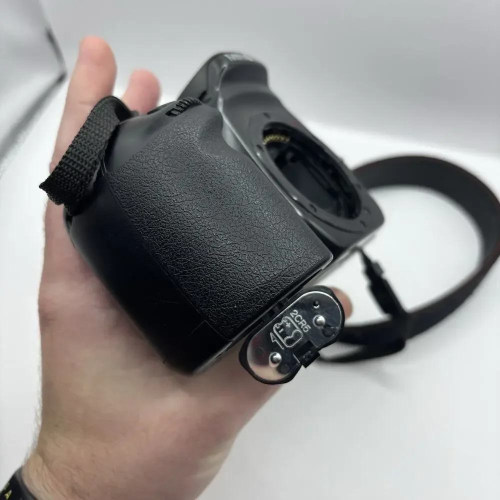 Minolta Maxxum 400si 35mm Film SLR Camera Tamron 28-200mm Lens Case Logic Bag